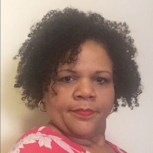 Meet your Posher, Paula